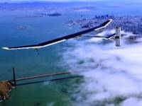 Máy bay chạy bằng năng lượng Mặt Trời lập kỷ lục mới